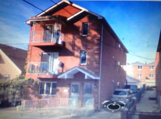 4556 163rd St, Flushing, NY 11358