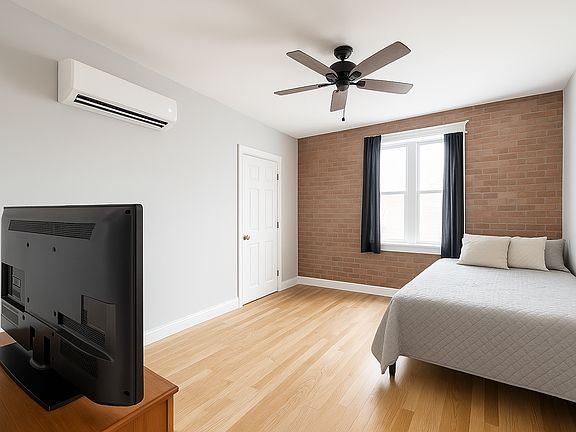 4th image of 103 E 5th St #103
