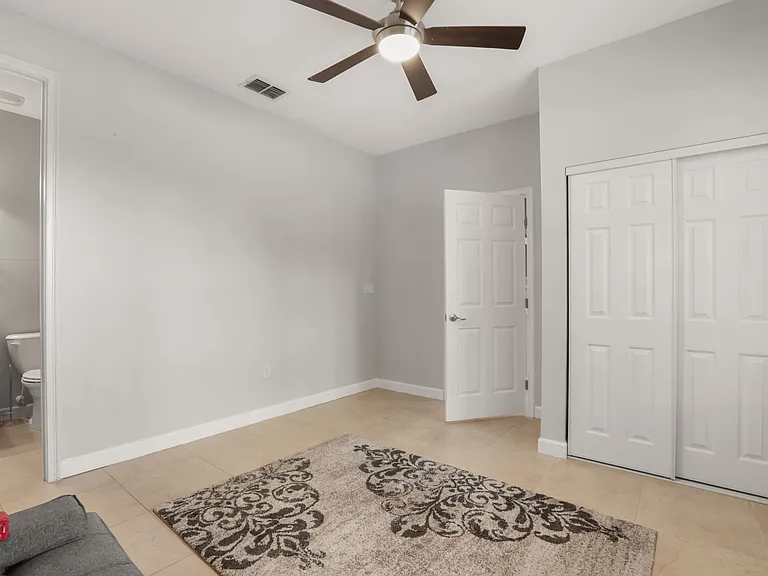 661 Hangnest Ln — Photo 16