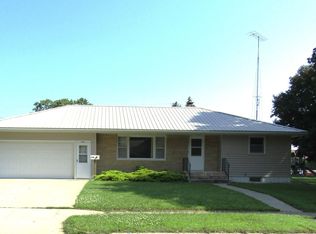 537 E Ronning Ave, Appleton, MN 56208