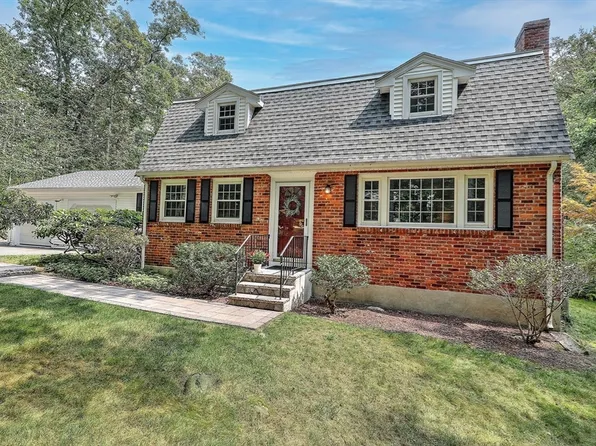 275 Ridge St, Millis, MA 02054