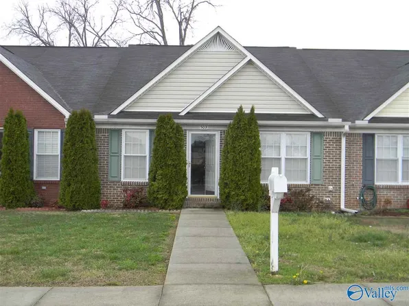 503 College St NW, Hartselle, AL 35640