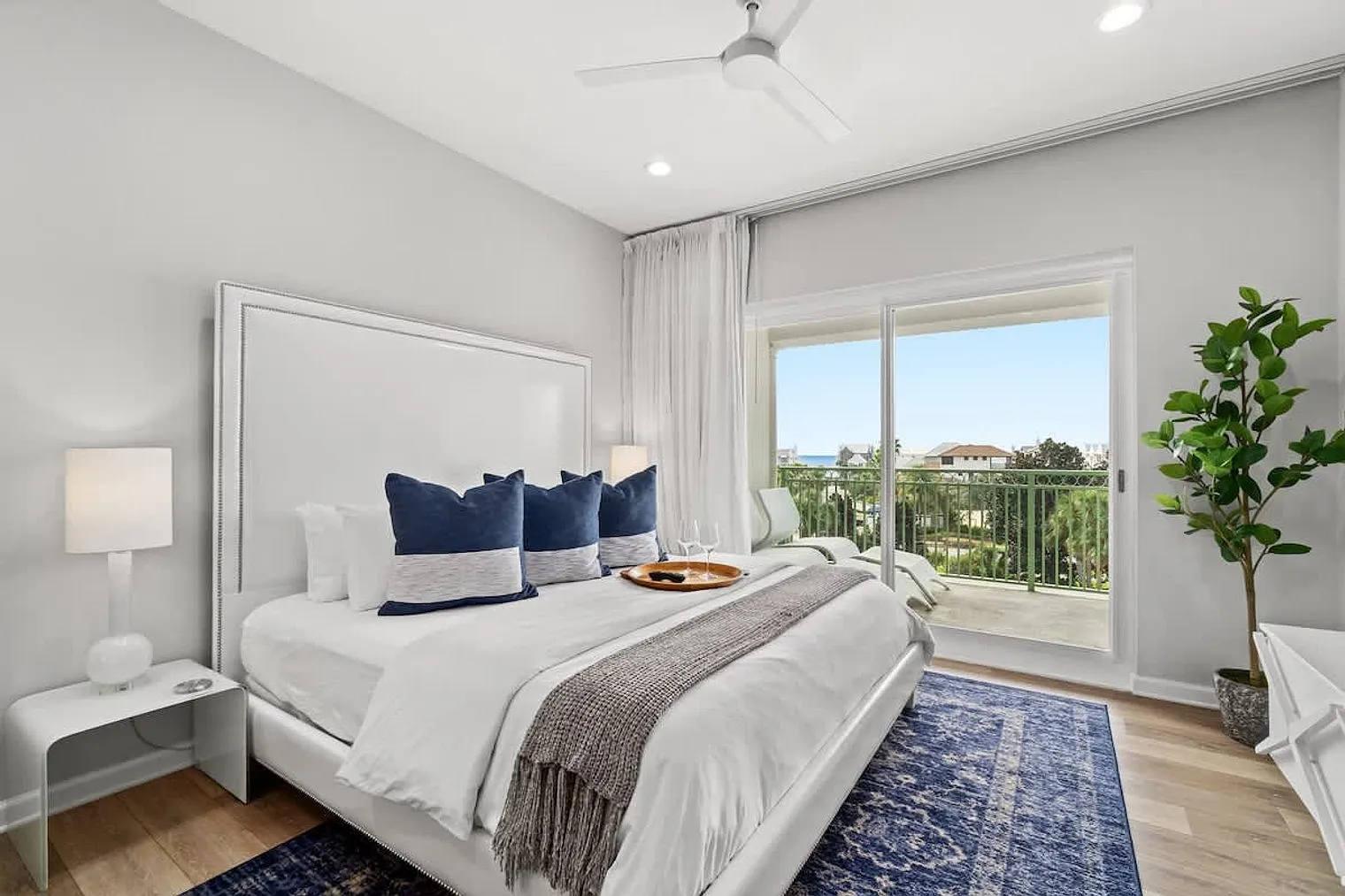 Studio, 1.0 bath, 322 sqft, $1,995 — Photo 4