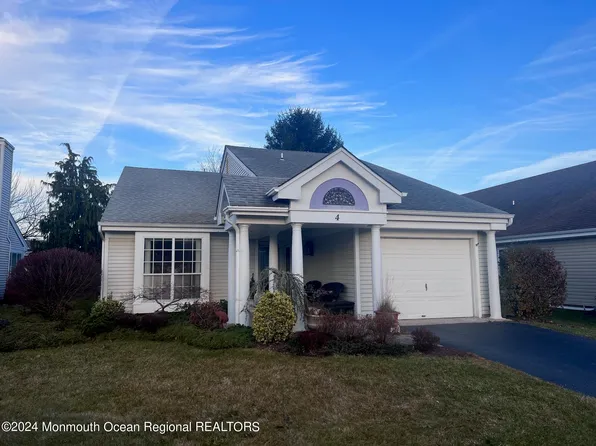 4 Mansfield Avenue, Manchester, NJ 08759