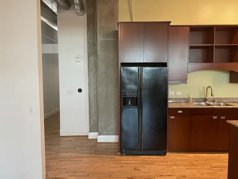 1401 Calumet St #300 — Photo 9