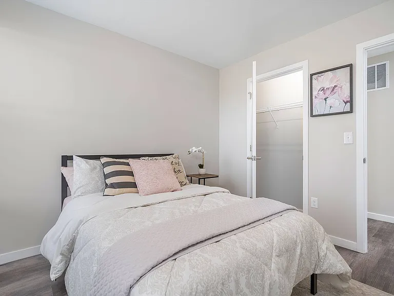 Demorest Townhomes — Photo 17