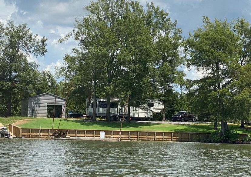 1st image of 1800 Larto Bridge Rd