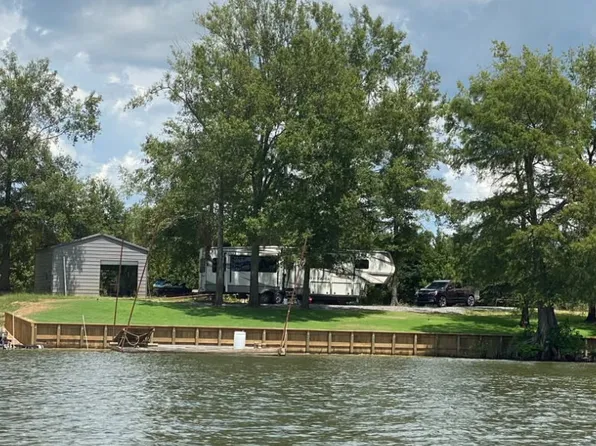 1800 Larto Bridge Rd, Jonesville, LA 71343