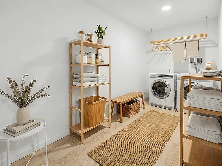 851 Hart St #1 — Photo 11