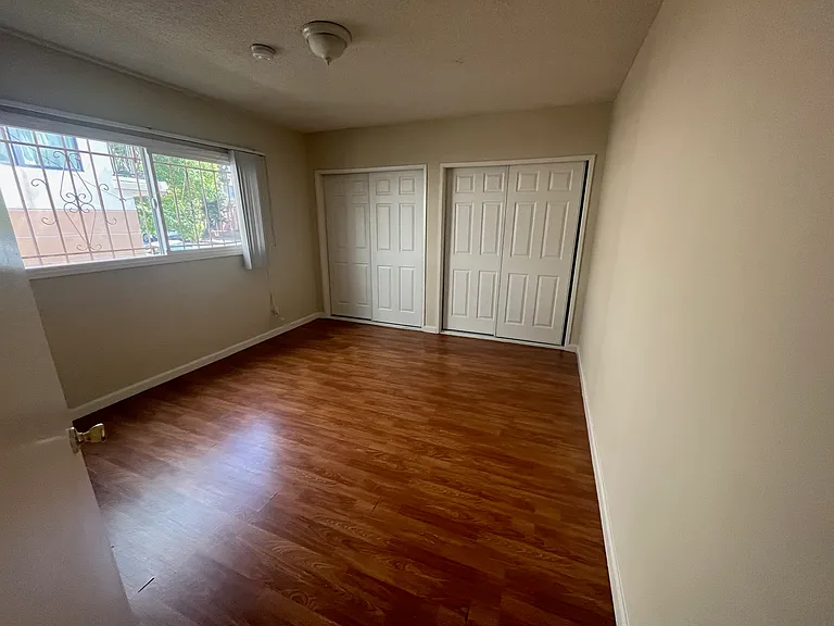 321 S Gramercy Pl #3 — Photo 5