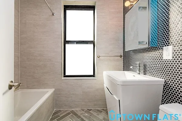 Rented by Uptown Flats LLC | media 12