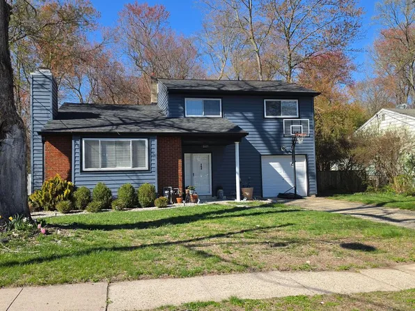 18 Peabody Ln, Hamilton, NJ 08619