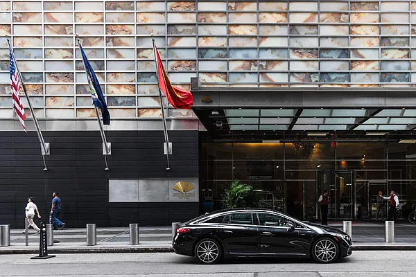 Rented by Sotheby's International Realty | media 2