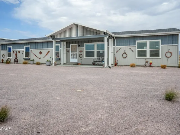 26340 N VINEYARD Lane, Paulden, AZ 86334