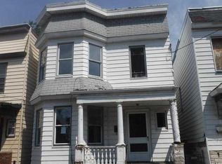 34 20th Ave, Irvington, NJ 07111