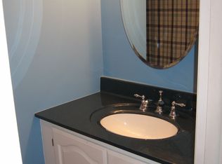 235 E Palatine Rd APT 1B, Palatine, IL 60067