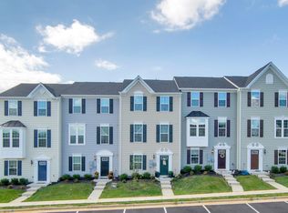 40 Cedar Hill Blvd, Brooklyn Park, MD 21225