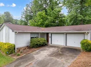 1709 Merry Oak Rd SW, Marietta, GA 30008