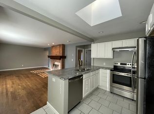 2841 Charing Rd, Columbus, OH 43221