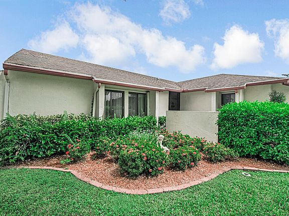 4th image of 10301 GREENBRIAR Court