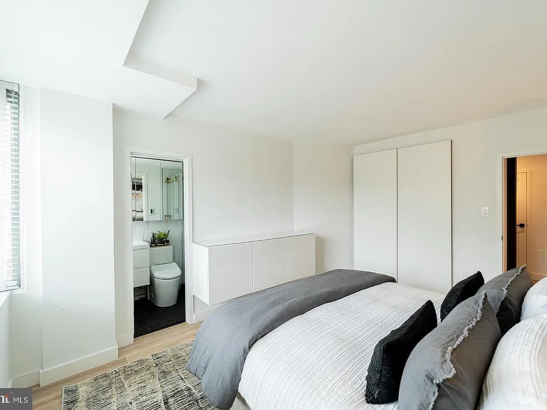 4200 Cathedral Ave NW #1005 — Photo 34