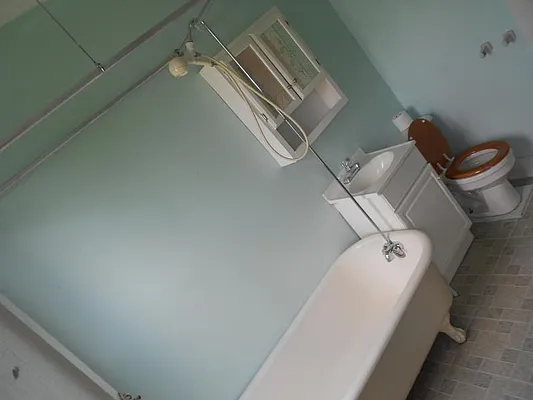 Rented by Keller Williams NYC | media 22