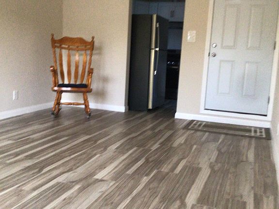 Living/ dining area