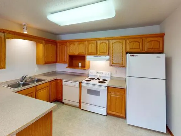 3011 Marina Rd SE #12, Mandan, ND 58554