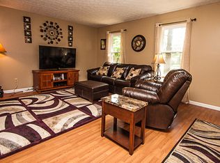 5473 Godown Rd, Columbus, OH 43235