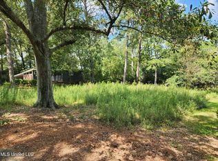 1766 Hillview Dr, Jackson, MS 39211