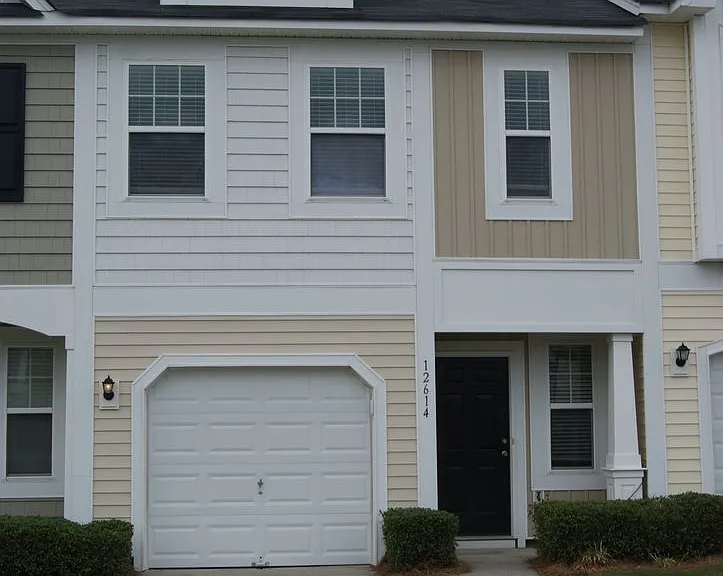 12614 Persimmon Tree Dr — Photo 1