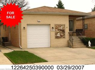 2441 Davisson St, River Grove, IL 60171