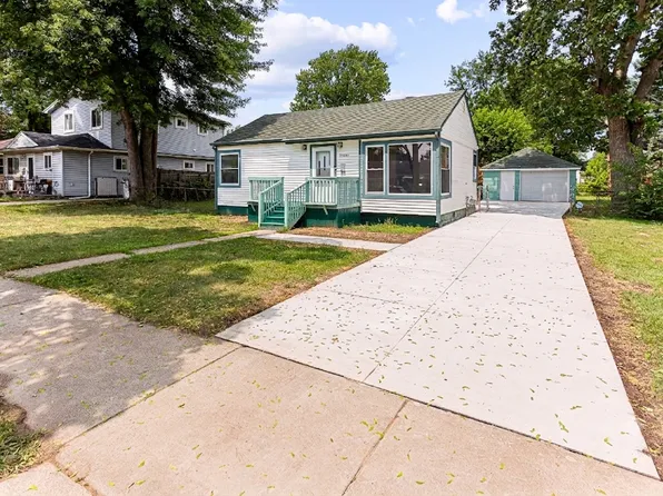 25520 Eton Ave, Dearborn Heights, MI 48125