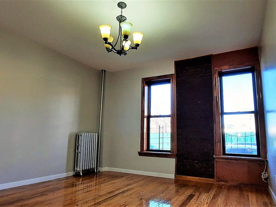 1st image of 159 Bay 29 St #1B