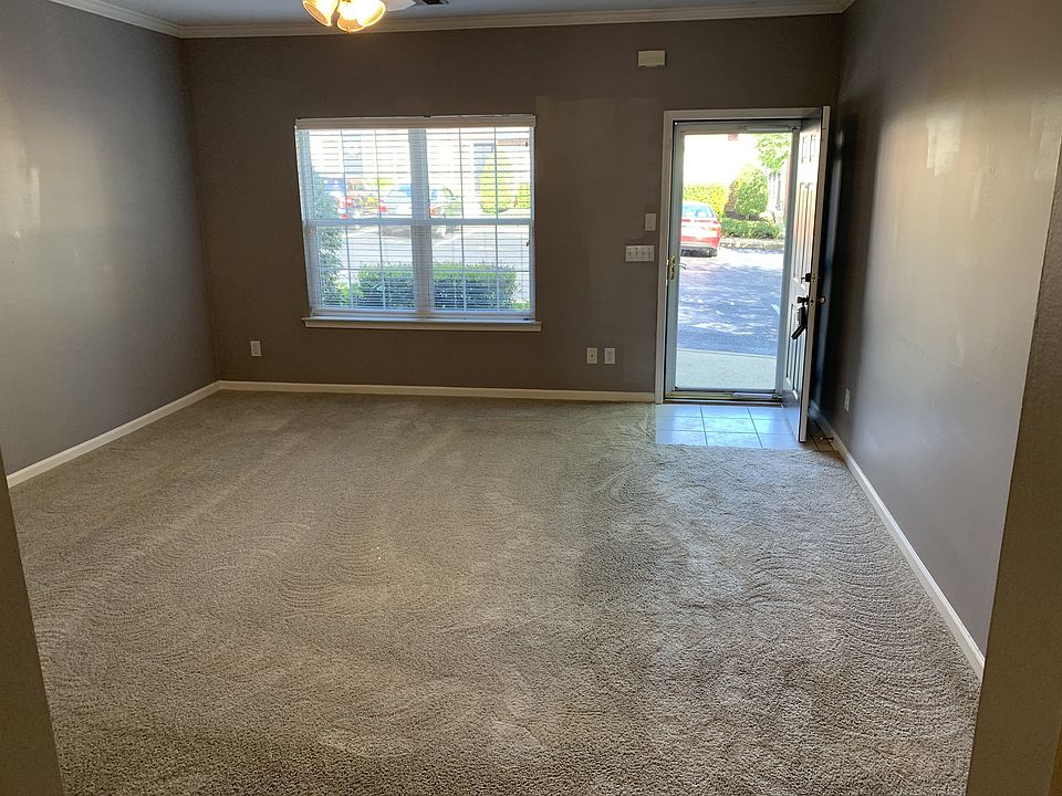1st image of 1101 Downs Blvd APT L101