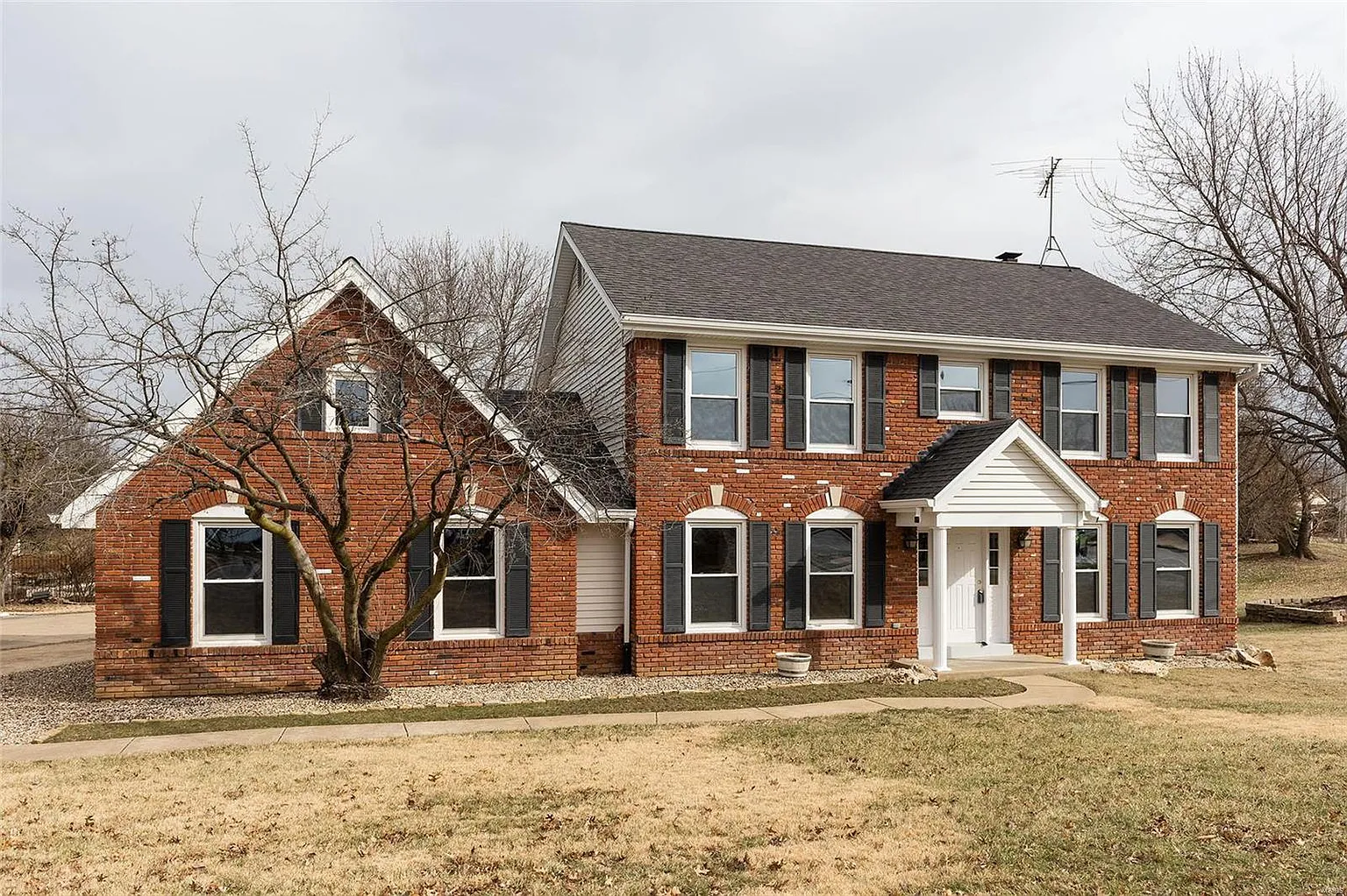 2900 Westborough Dr photo 1