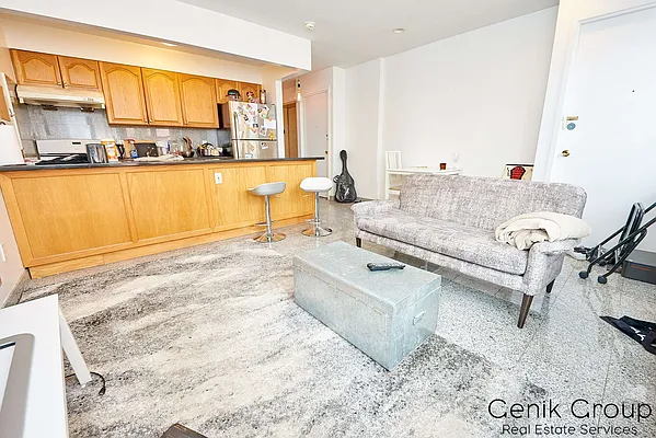 Rented by Genik Group Corp | media 19
