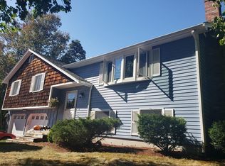 33 Pleasant St, Norton, MA 02766