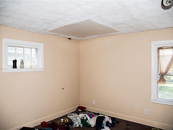 4th image of 479 25th St