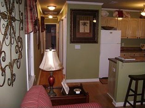 2nd image of 110 Palmetto St