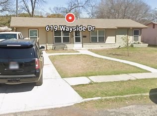 619 Wayside Dr, San Antonio, TX 78213