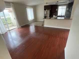 7402 Altiva Pl, Carlsbad, CA 92009