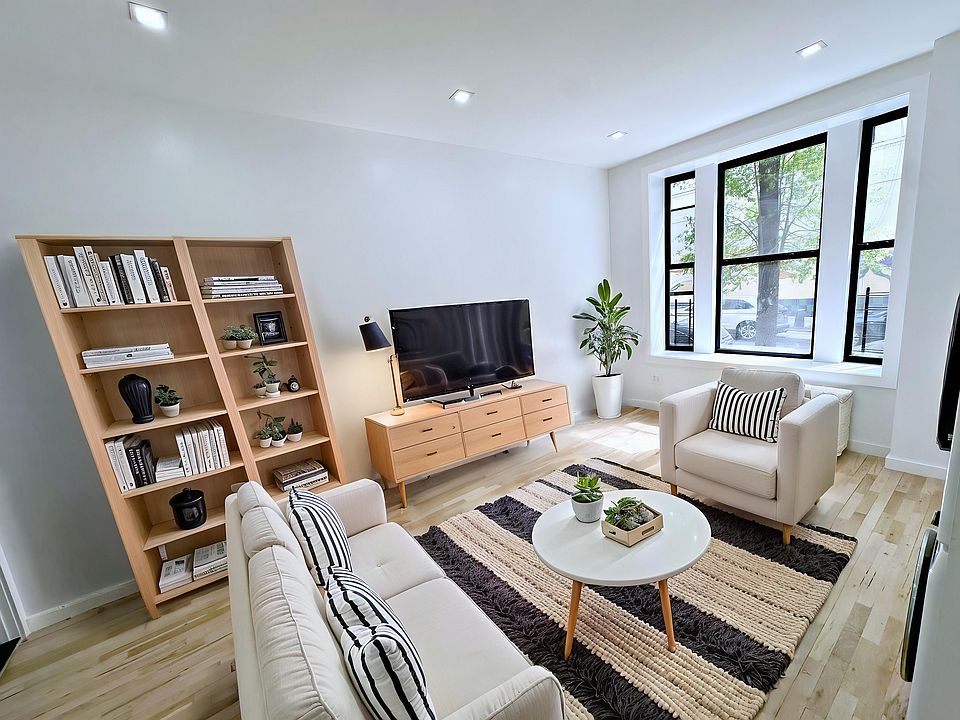 1st image of 251 W 92nd St APT 1C3