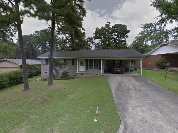 8110 Alvin Ln, Little Rock, AR 72227