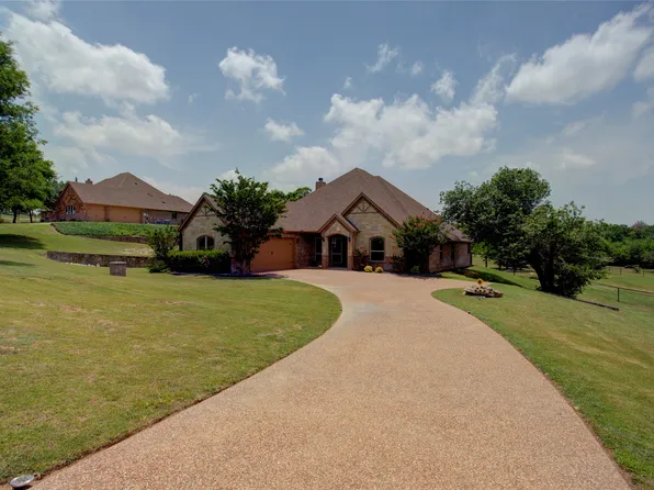 136 Meadow Arbor Dr, Weatherford, TX 76085