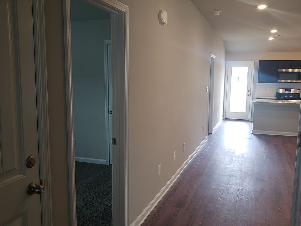 2nd image of 12500 Orchid Ln