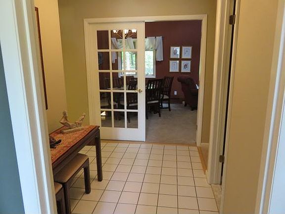 3rd image of 930 Southern Pines Dr