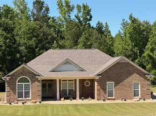 28 W Teddy Bear Ln, Waverly Hall, GA 31831