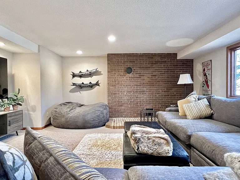 6245 Summit Ct — Photo 51