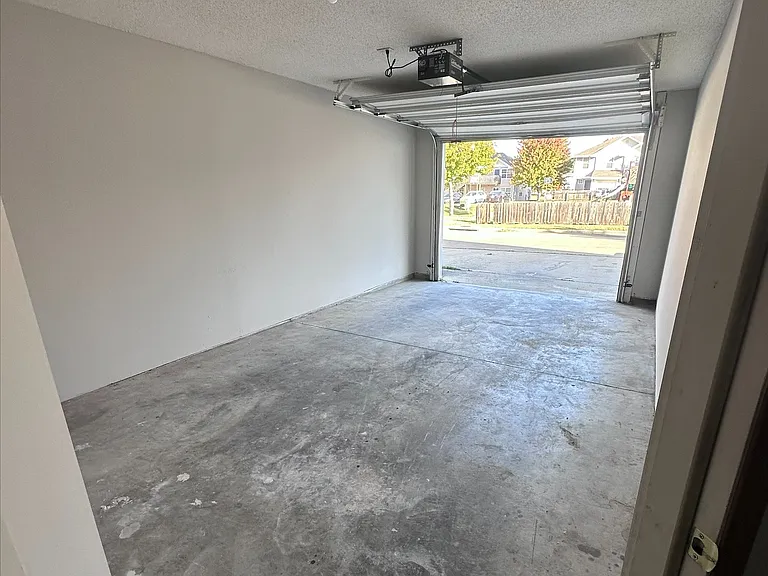 2105 SE Pioneer Way — Photo 30